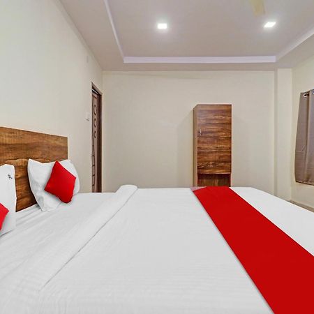 Hotel O R Square Inn Hyderabad Exteriör bild