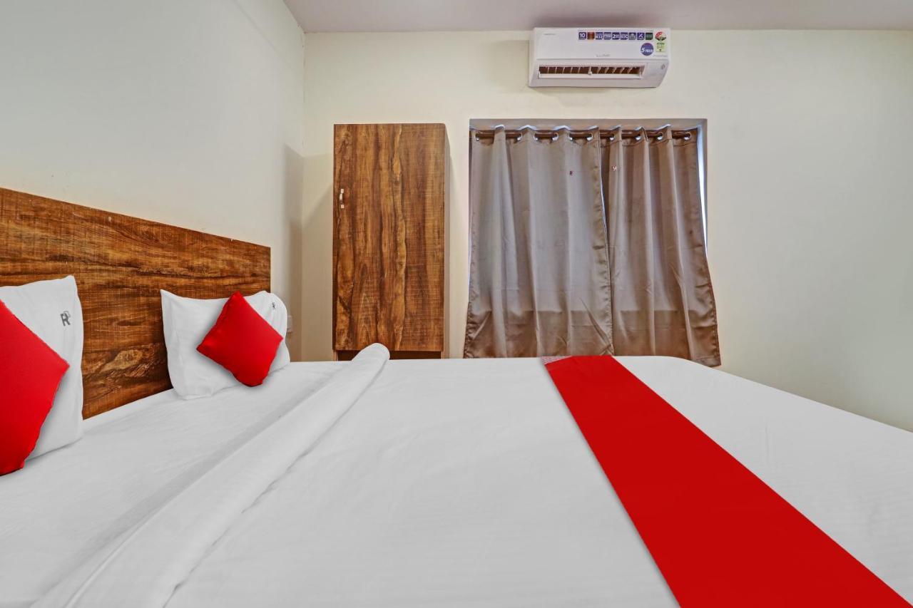 Hotel O R Square Inn Hyderabad Exteriör bild